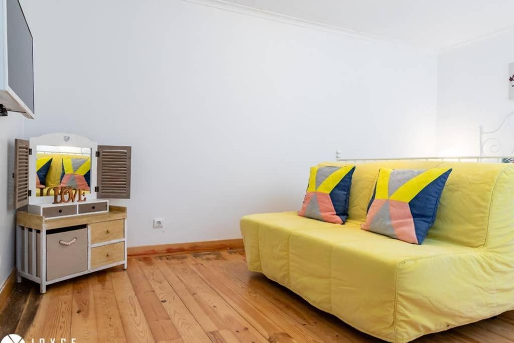 Lovelisbonapartments Cosy Apartment In Alfama Exteriör bild